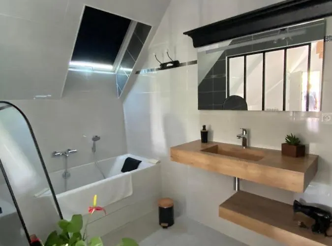 Lu'ermael Avec Vue Mont Saint Michel